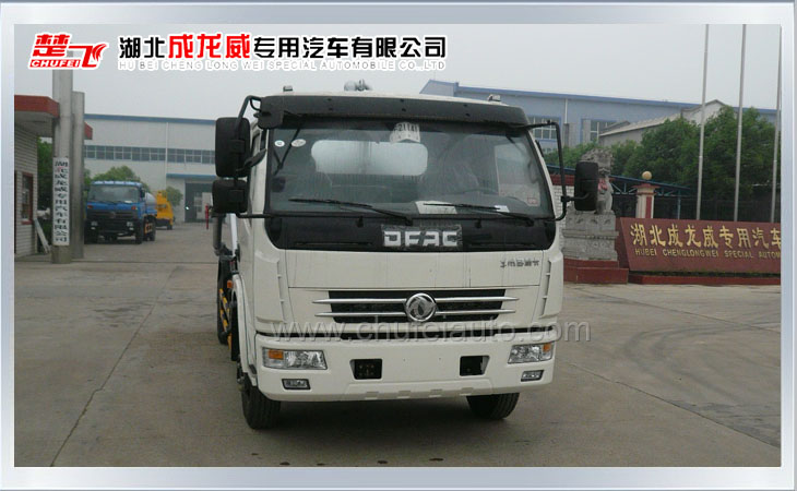 東風多利卡吸污車