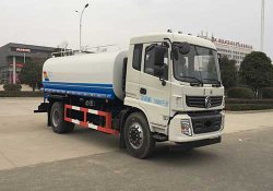 東風(fēng)專底灑水車(chē)（國(guó)六）
