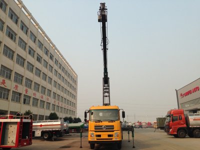 26米亭亭玉立的東風天錦高空作業車
